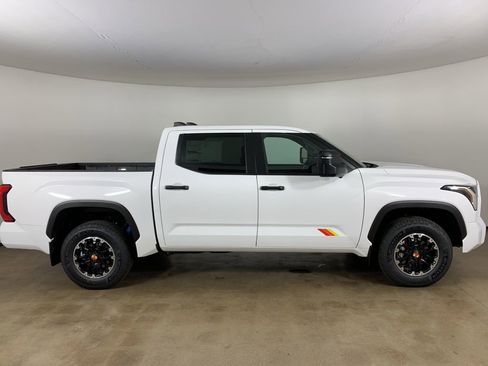 New 2026 Toyota Tundra SR5 AWD/4WD image 7