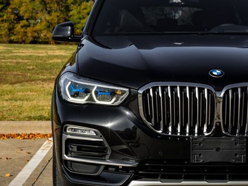 Used 2021 BMW X5 xDrive40i w/ Executive Package image 53