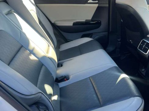 Used 2019 Kia Sportage EX w/ EX Sport Appearance Package image 23