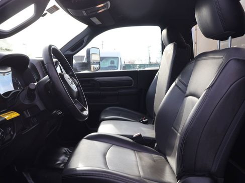 Used 2022 RAM 4500 Tradesman image 14