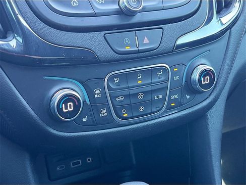 Used 2023 Chevrolet Equinox RS w/ RS Leather Package image 15