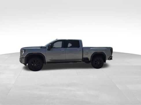 Certified 2025 GMC Sierra 2500 AT4 w/ AT4 Preferred Package AWD/4WD image 2