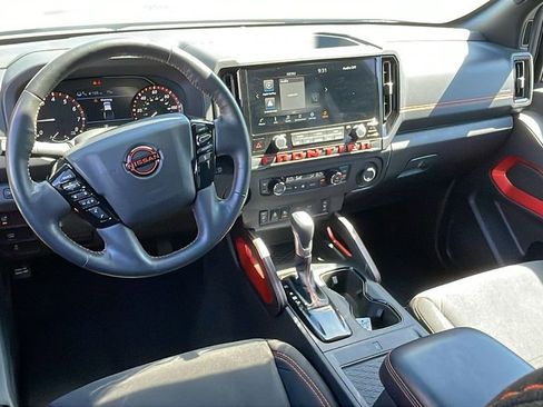 Used 2025 Nissan Frontier Pro-X w/ Pro Convenience Package RWD image 15