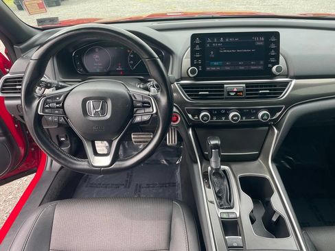 Used 2019 Honda Accord Sport image 4