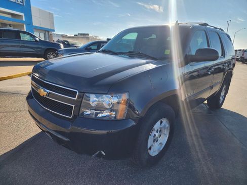 Used 2007 Chevrolet Tahoe LT w/ LT Preferred Equipment Group image 3