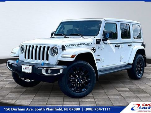 Used 2023 Jeep Wrangler Unlimited Sahara w/ Cold Weather Group AWD/4WD image 1