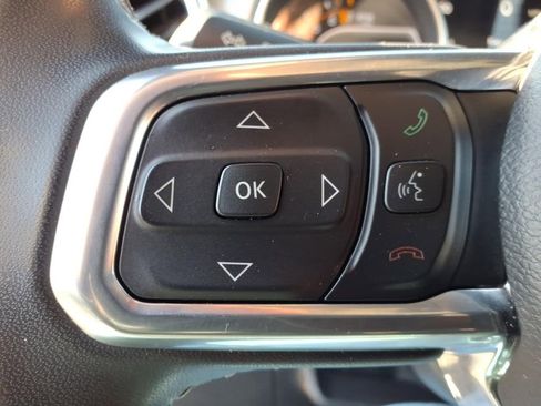 Used 2023 Jeep Gladiator Overland image 19