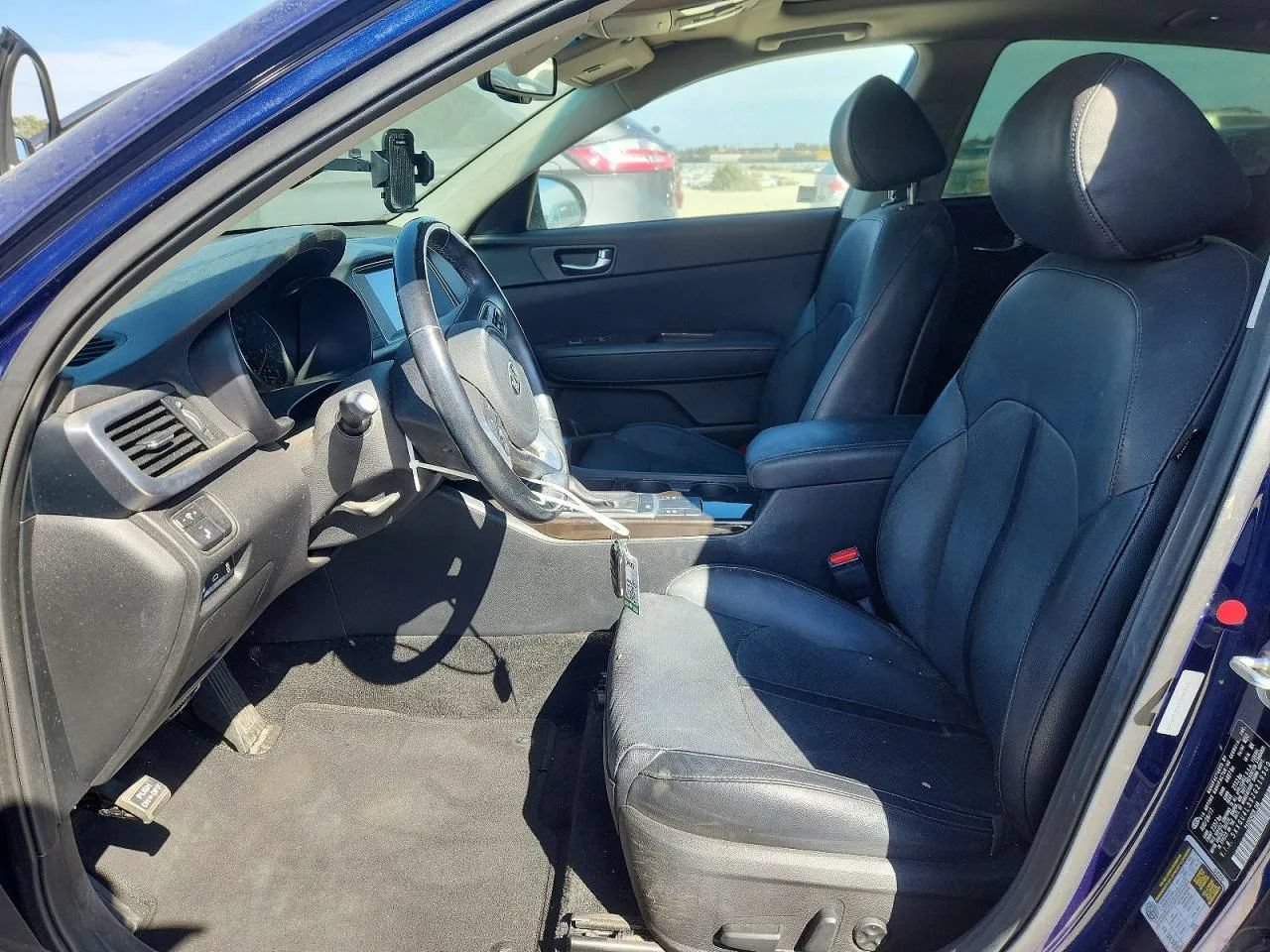 Used 2018 Kia Optima EX w/ Premium Package FWD image 7