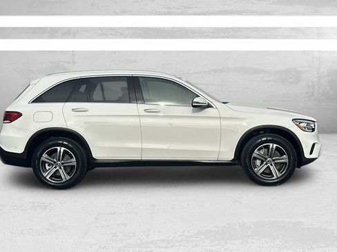 Certified 2022 Mercedes-Benz GLC 300 4MATIC image 3