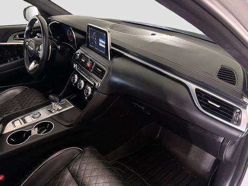 Used 2021 Genesis G70 3.3T w/ Sport Package RWD image 33