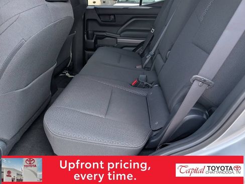 Used 2026 Toyota 4Runner SR5 AWD/4WD image 9