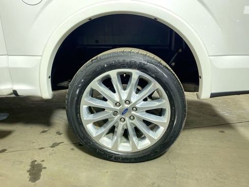 Used 2020 Ford F150 Limited w/ Trailer Tow Package image 5