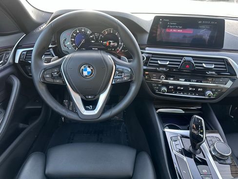 Used 2018 BMW 530i xDrive image 10
