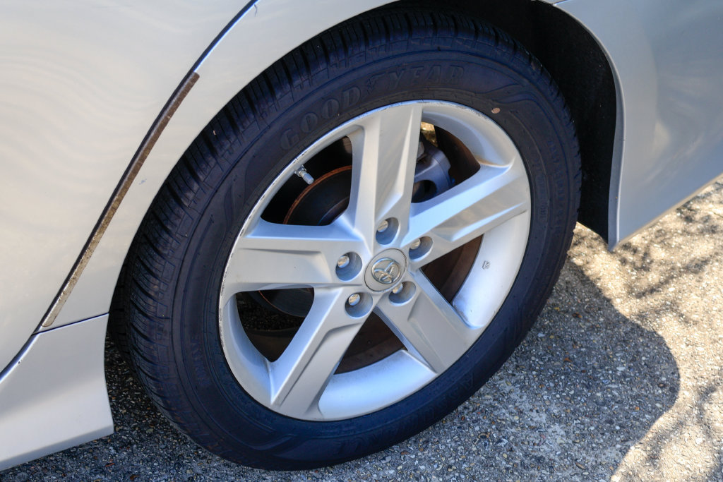 Used 2013 Toyota Camry SE FWD image 11