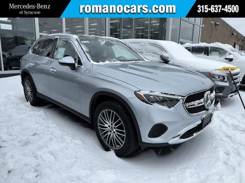 Used 2026 Mercedes-Benz GLC 300 4MATIC image 1