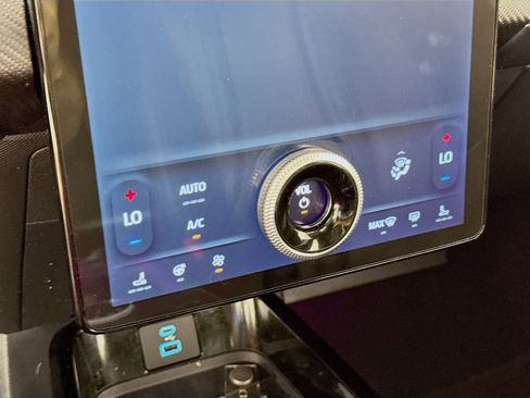 Used 2023 Ford Mustang Mach-E Premium image 20