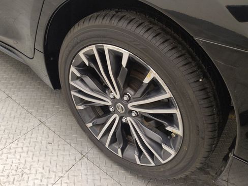 Used 2019 Nissan Maxima 3.5 SV w/ Floor Mat Group FWD image 31