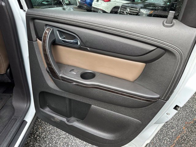 Used 2016 GMC Acadia SLT FWD image 17