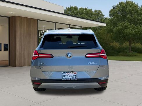 Used 2025 BMW X3 xDrive30i w/ Premium Package image 10