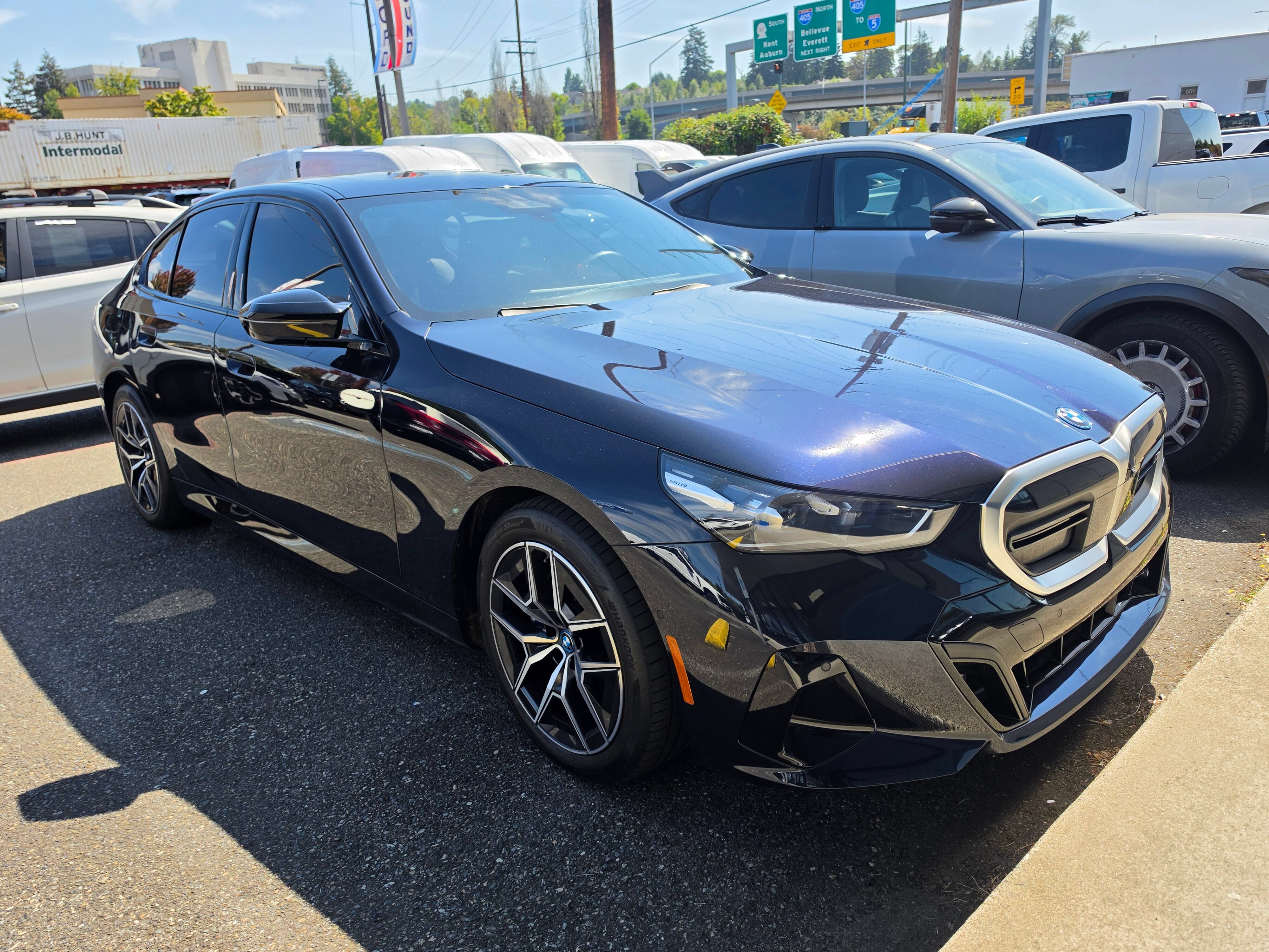 Used 2024 BMW i5 M60 w/ Premium Package AWD/4WD image 32