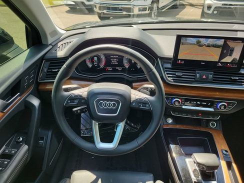 Used 2022 Audi Q5 2.0T Prestige AWD/4WD image 11