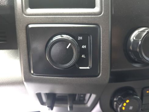 Used 2020 Ford F550 4x4 SuperCab Super Duty image 25