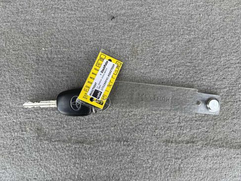 Used 2017 Toyota Highlander LE image 26