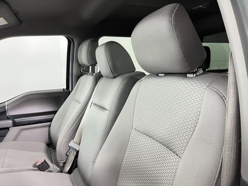 Used 2016 Ford F150 XLT image 16