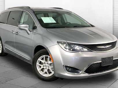 Used 2020 Chrysler Pacifica Touring-L