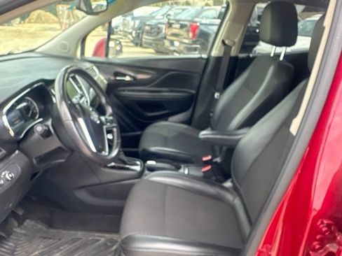 Used 2020 Buick Encore Preferred FWD image 25