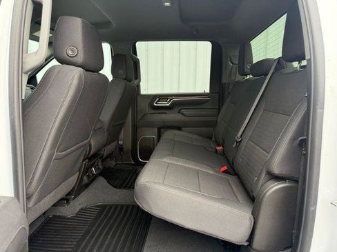 Used 2025 Chevrolet Silverado 2500 LT w/ Safety Package AWD/4WD image 5