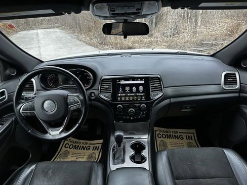 Used 2021 Jeep Grand Cherokee Laredo X image 23