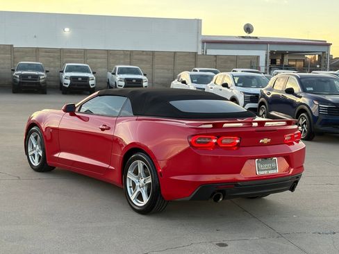 Used 2020 Chevrolet Camaro LT image 7