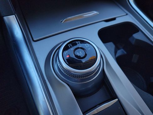 Used 2021 Ford Explorer Limited w/ Equipment Group 301A image 26