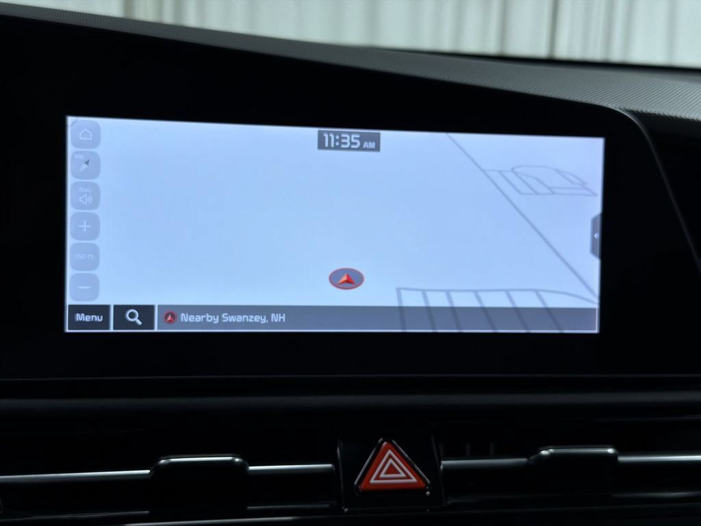 Used 2024 Kia Niro SX Touring FWD image 27