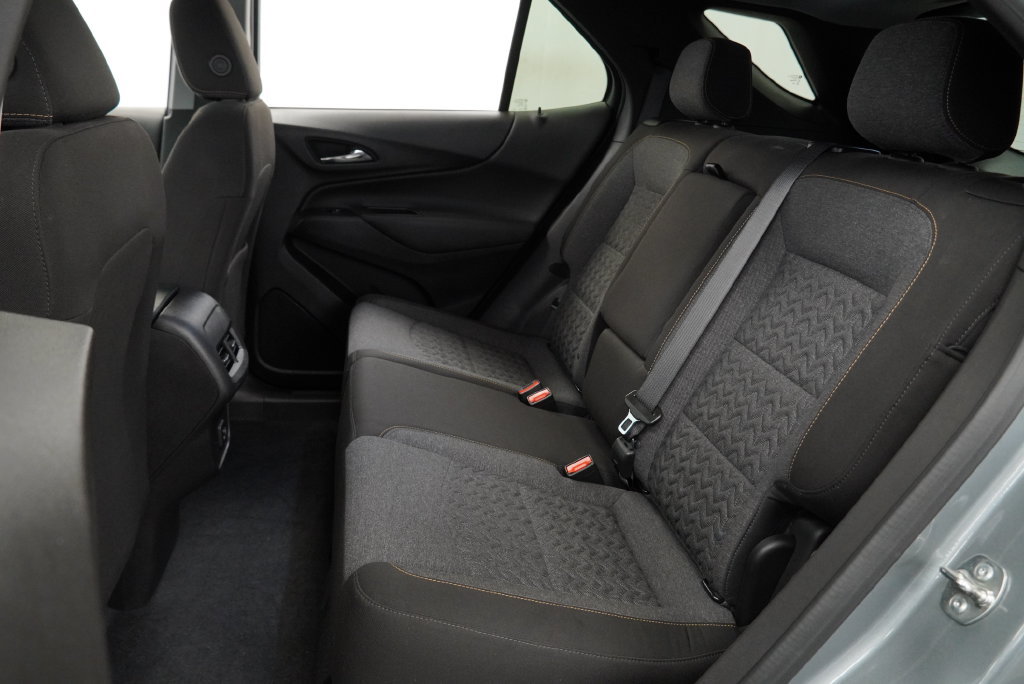 Certified 2024 Chevrolet Equinox LT FWD image 13