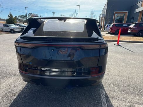 Used 2024 Jeep Wagoneer Launch Edition image 9