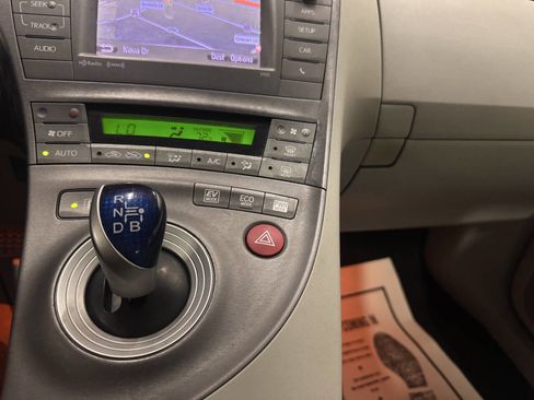 Used 2015 Toyota Prius Four image 20