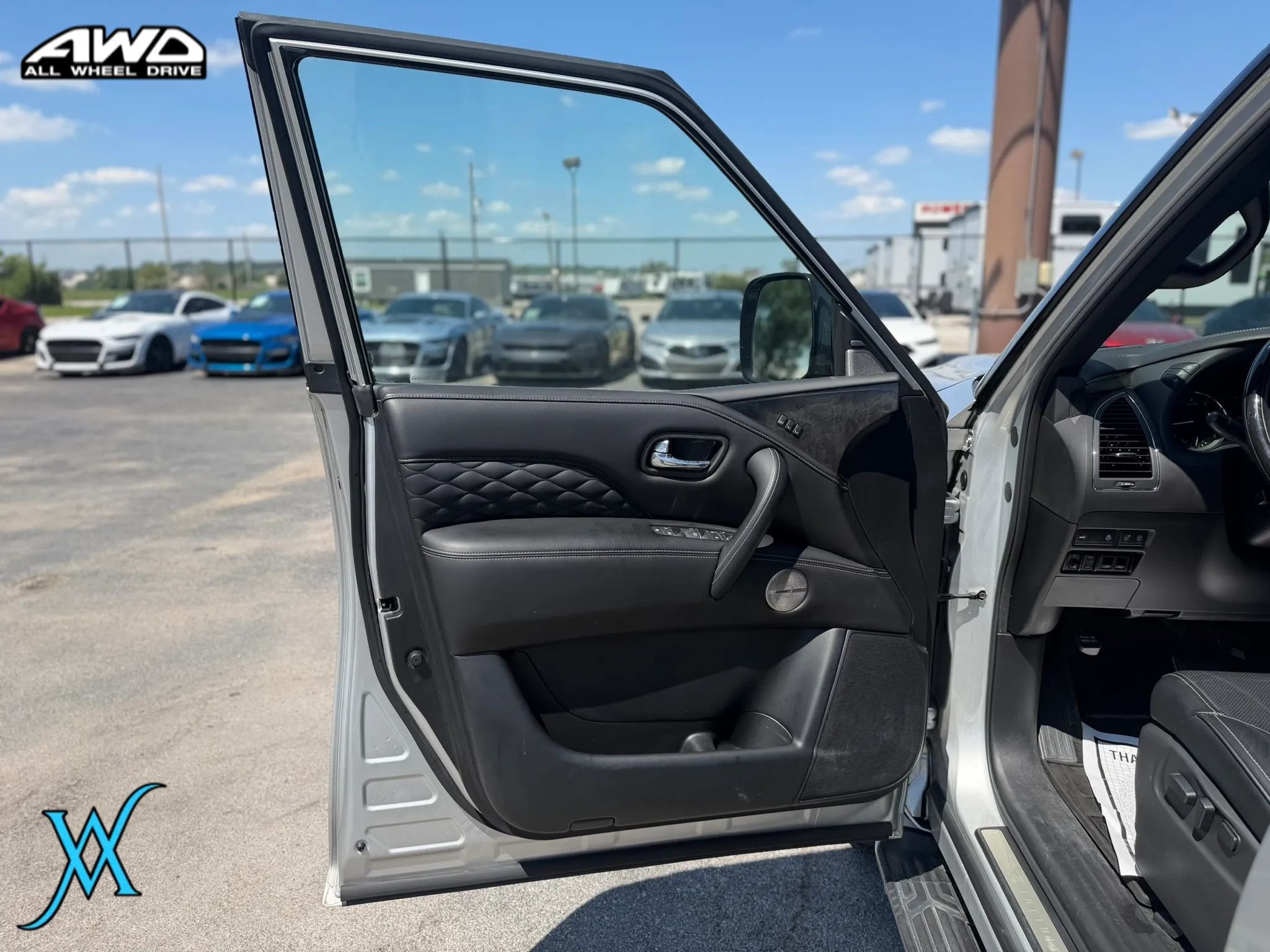Used 2021 INFINITI QX80 Luxe AWD/4WD image 11