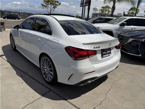 Used 2020 Mercedes-Benz A 220 image 4