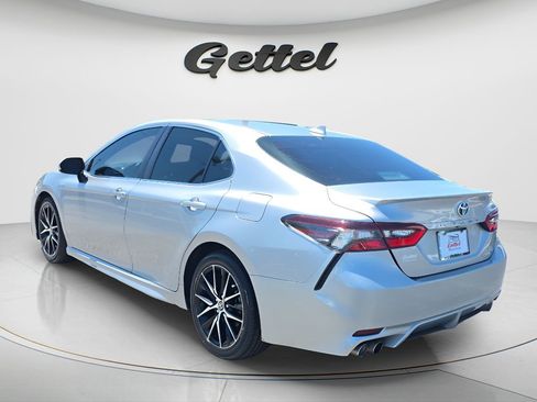 Used 2021 Toyota Camry SE FWD image 7