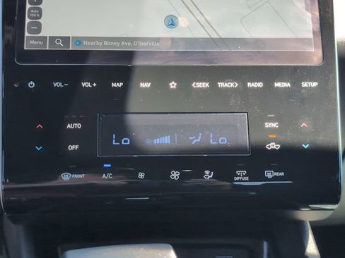 Used 2023 Hyundai Santa Cruz SEL Premium image 19