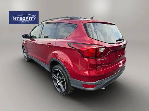 Used 2019 Ford Escape SEL AWD/4WD image 3
