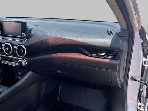 Used 2021 Nissan Sentra S FWD image 18