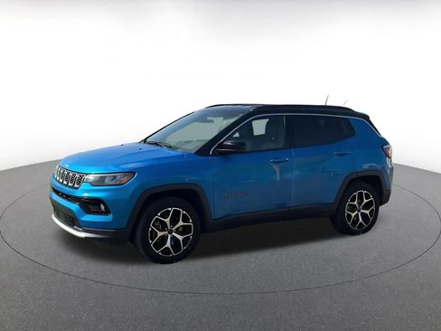 Used 2025 Jeep Compass Limited AWD/4WD image 6