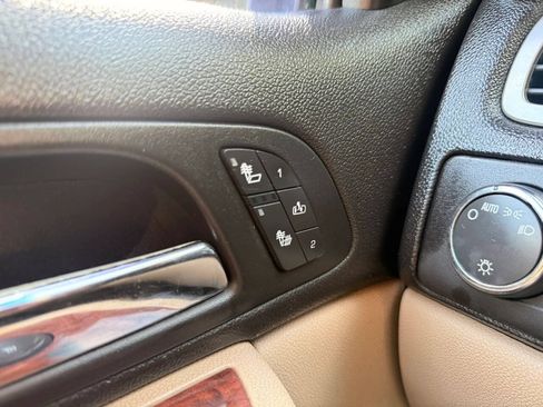 Used 2007 Chevrolet Avalanche LTZ w/ LTZ Preferred Equipment Group RWD image 21