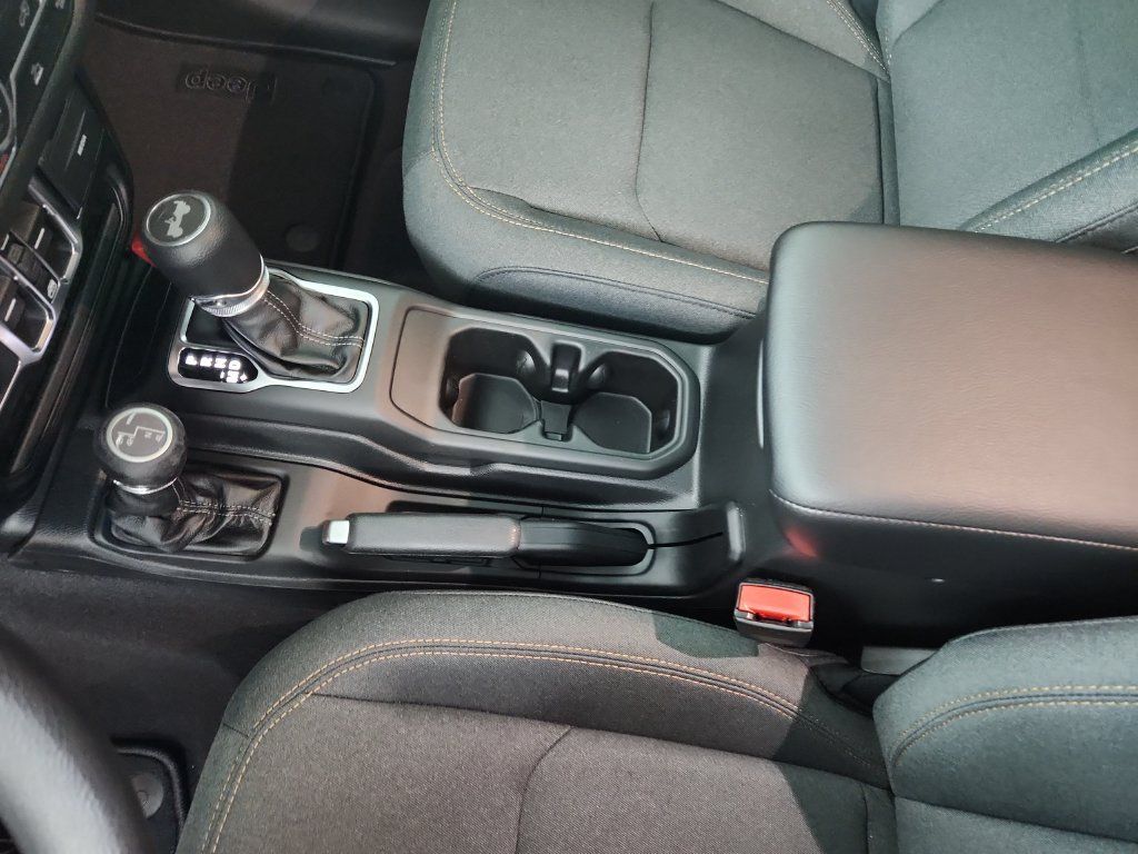 New 2026 Jeep Wrangler Unlimited Sport AWD/4WD image 29
