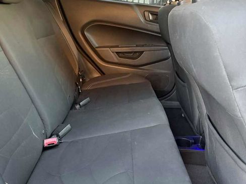 Used 2017 Ford Fiesta SE image 13