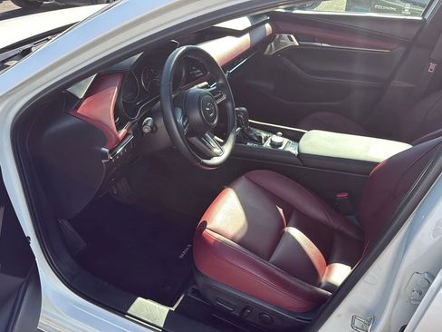 Used 2023 MAZDA MAZDA3 Premium Plus Hatchback 4D image 11