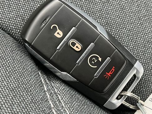 Used 2021 RAM 1500 Big Horn image 34